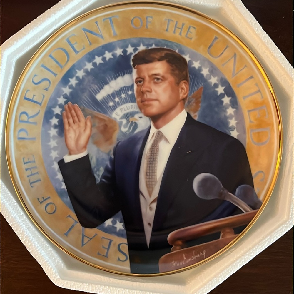 John F. Kennedy Limited Edition Plate Franklin Mint Heirloom Max Ginsburg EUC